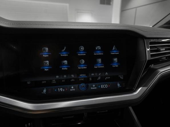Volkswagen Touareg III с пробегом 2019 года, цена 4 045 000 рублей, 233207 км, внедорожник, Автокод Объявления