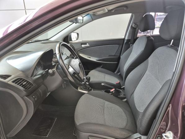 Hyundai Solaris I с пробегом 2013 года, цена 599 000 рублей, 147972 км, седан, Автокод Объявления