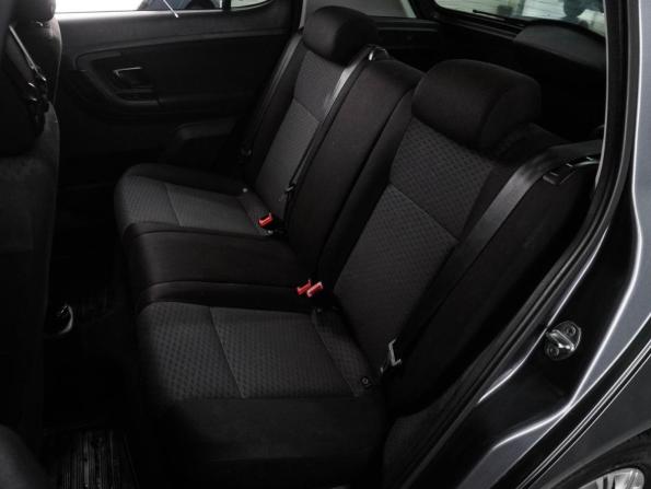 Skoda Fabia II Рестайлинг с пробегом 2011 года, цена 655 000 рублей, 178103 км, хэтчбек, Автокод Объявления