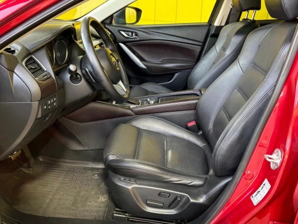 Mazda 6 III (GJ) Рестайлинг с пробегом 2015 года, цена 1 799 000 рублей, 157000 км, седан, Автокод Объявления