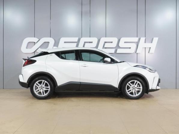 Toyota C-HR I Рестайлинг с пробегом 2020 года, цена 2 749 000 рублей, 19437 км, внедорожник, Автокод Объявления