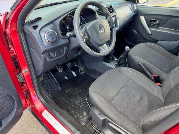 Renault Sandero II Рестайлинг с пробегом 2018 года, цена 1 030 000 рублей, 58000 км, хэтчбек, Автокод Объявления