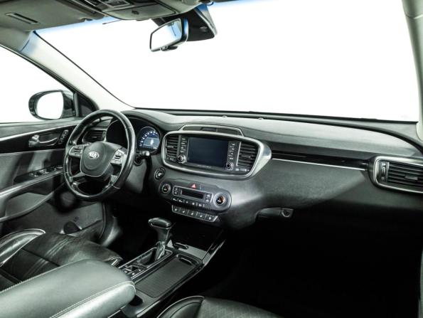 Kia Sorento III Prime Рестайлинг с пробегом 2018 года, цена 2 749 777 рублей, 170375 км, внедорожник, Автокод Объявления