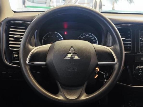 Mitsubishi Outlander III Рестайлинг 2 с пробегом 2015 года, цена 1 510 000 рублей, 177665 км, внедорожник, Автокод Объявления