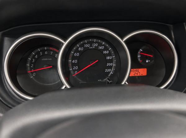 Nissan Tiida I Рестайлинг с пробегом 2010 года, цена 709 000 рублей, 233000 км, хэтчбек, Автокод Объявления