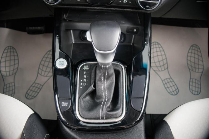 Kia Soul III Рестайлинг с пробегом 2023 года, цена 2 099 000 рублей, 43200 км, хэтчбек, Автокод Объявления