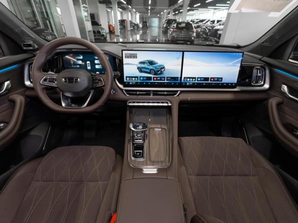 Geely Monjaro I Рестайлинг 2 с пробегом 2026 года, цена 4 135 000 рублей, 50 км, внедорожник, Автокод Объявления