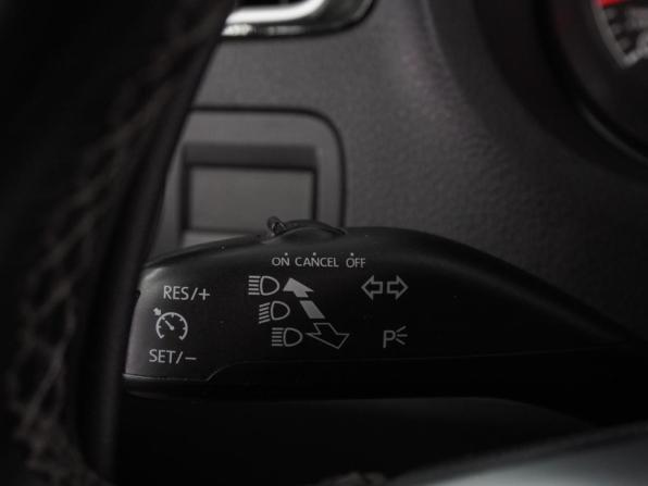 Volkswagen Polo V Рестайлинг с пробегом 2016 года, цена 1 113 000 рублей, 215108 км, седан, Автокод Объявления