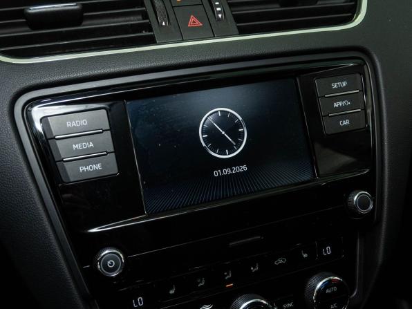 Skoda Octavia III (A7) Рестайлинг с пробегом 2020 года, цена 1 848 000 рублей, 97252 км, лифтбек, Автокод Объявления