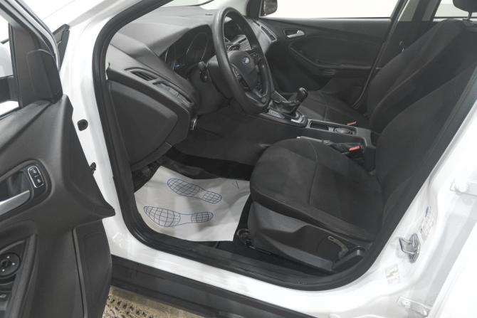 Ford Focus III Рестайлинг с пробегом 2017 года, цена 899 000 рублей, 158000 км, универсал, Автокод Объявления