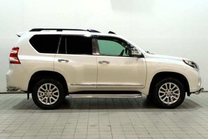 Toyota Land Cruiser Prado 150 Series Рестайлинг 1 с пробегом 2014 года, цена 4 288 000 рублей, 122761 км, внедорожник, Автокод Объявления