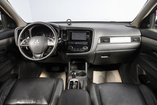 Mitsubishi Outlander III с пробегом 2013 года, цена 1 329 000 рублей, 287000 км, внедорожник, Автокод Объявления