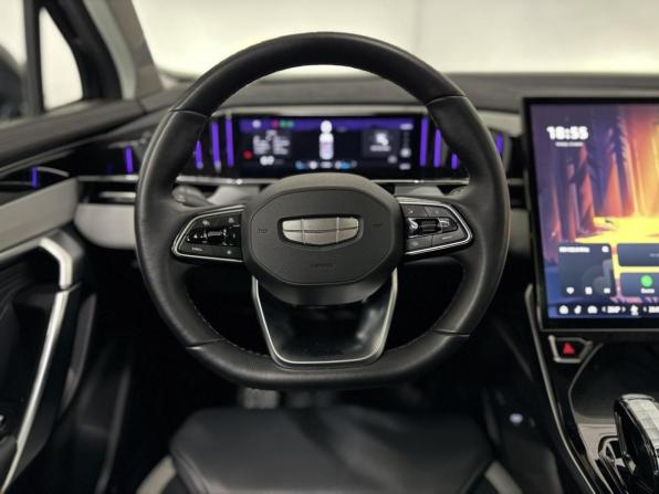 Geely Atlas II с пробегом 2024 года, цена 2 929 000 рублей, 39479 км, внедорожник, Автокод Объявления