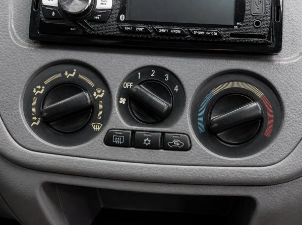 Mitsubishi Lancer IX с пробегом 2002 года, цена 380 000 рублей, 298000 км, седан, Автокод Объявления