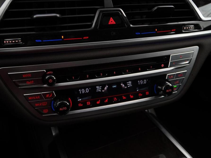BMW 7 серии VI (G11/G12) Москва  - изображение 18