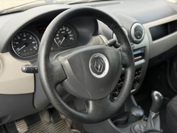 Renault Logan I Рестайлинг с пробегом 2011 года, цена 399 000 рублей, 168188 км, седан, Автокод Объявления