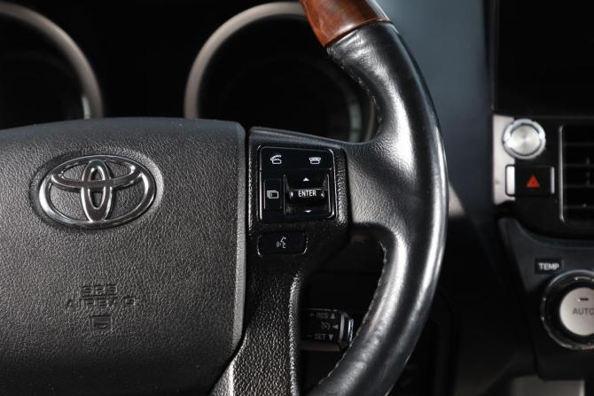 Toyota Land Cruiser Prado 150 Series с пробегом 2010 года, цена 3 199 000 рублей, 334080 км, внедорожник, Автокод Объявления