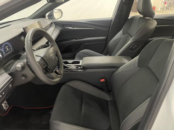 Toyota Camry IX (XV80) China Market с пробегом 2025 года, цена 4 490 000 рублей, 50 км, седан, Автокод Объявления