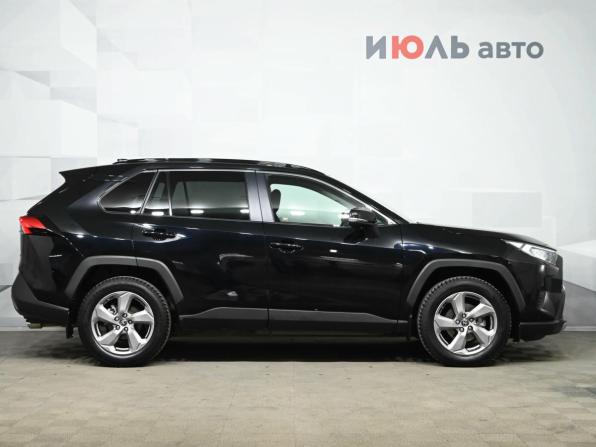 Toyota RAV4 V (XA50) с пробегом 2021 года, цена 4 050 000 рублей, 45590 км, внедорожник, Автокод Объявления