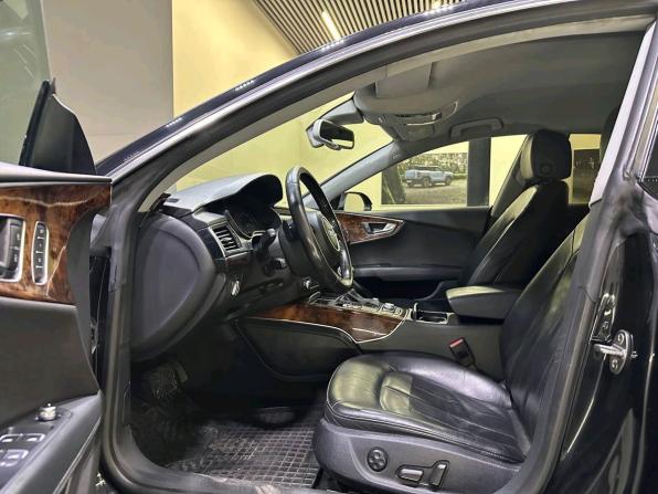 Audi A7 I (4G) с пробегом 2010 года, цена 1 199 000 рублей, 277232 км, лифтбек, Автокод Объявления