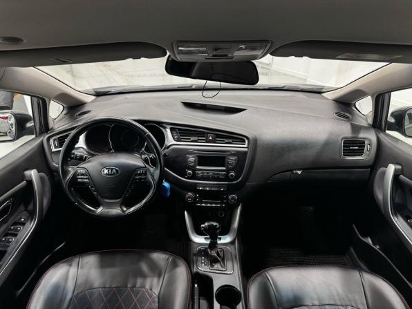 Kia Ceed II Рестайлинг с пробегом 2017 года, цена 1 345 000 рублей, 134550 км, универсал, Автокод Объявления
