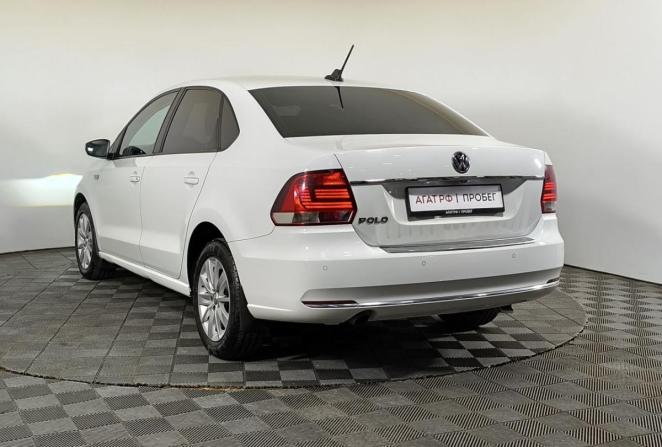 Volkswagen Polo V Рестайлинг с пробегом 2017 года, цена 1 285 000 рублей, 156431 км, седан, Автокод Объявления