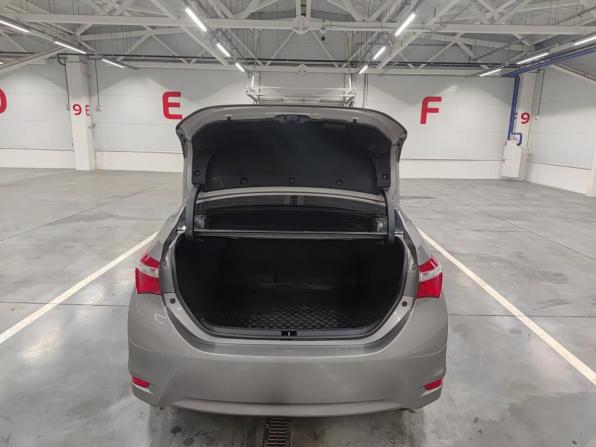 Toyota Corolla XI (E160 E170 E180) с пробегом 2014 года, цена 1 070 000 рублей, 176925 км, седан, Автокод Объявления