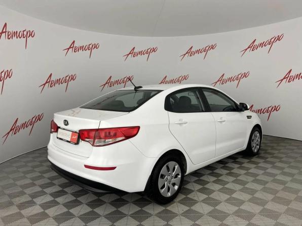 Kia Rio III Рестайлинг с пробегом 2017 года, цена 1 080 000 рублей, 108967 км, седан, Автокод Объявления
