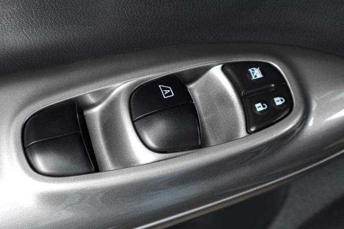 Nissan Juke I с пробегом 2013 года, цена 849 000 рублей, 138000 км, внедорожник, Автокод Объявления