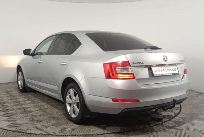 Skoda Octavia III (A7) с пробегом 2014 года, цена 920 000 рублей, 240203 км, лифтбек, Автокод Объявления