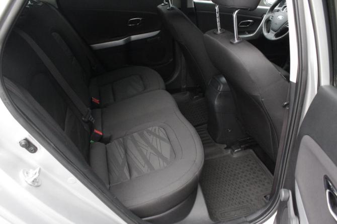 Kia Ceed II с пробегом 2013 года, цена 950 000 рублей, 192583 км, хэтчбек, Автокод Объявления