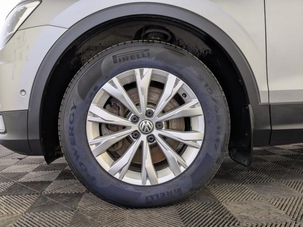 Volkswagen Tiguan II с пробегом 2018 года, цена 2 200 000 рублей, 183054 км, внедорожник, Автокод Объявления