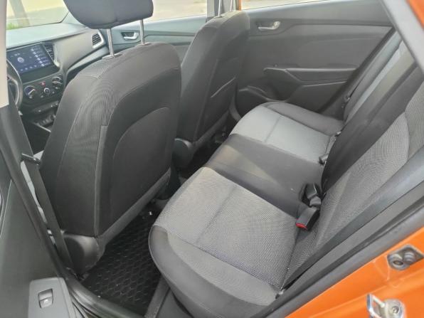 Hyundai Solaris II с пробегом 2017 года, цена 1 190 000 рублей, 97300 км, седан, Автокод Объявления