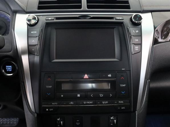 Toyota Camry VII (XV50) Рестайлинг с пробегом 2015 года, цена 1 790 000 рублей, 167208 км, седан, Автокод Объявления