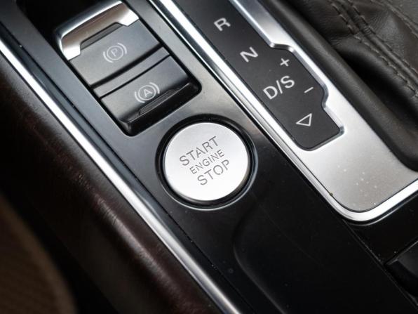 Audi Q5 I (8R) Рестайлинг с пробегом 2014 года, цена 2 525 000 рублей, 91342 км, внедорожник, Автокод Объявления