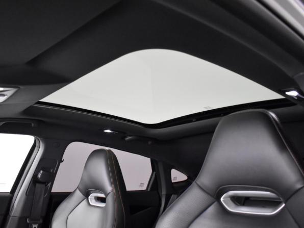 Changan UNI-V I с пробегом 2024 года, цена 2 247 890 рублей, 24000 км, лифтбек, Автокод Объявления