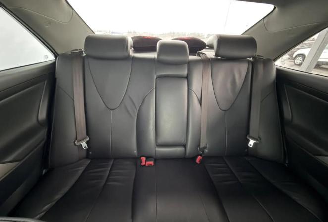 Toyota Camry VI (XV40) Рестайлинг с пробегом 2011 года, цена 1 330 000 рублей, 246597 км, седан, Автокод Объявления