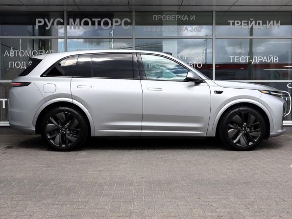 Li Auto (Lixiang) L7 I с пробегом 2023 года, цена 6 500 000 рублей, 12686 км, внедорожник, Автокод Объявления