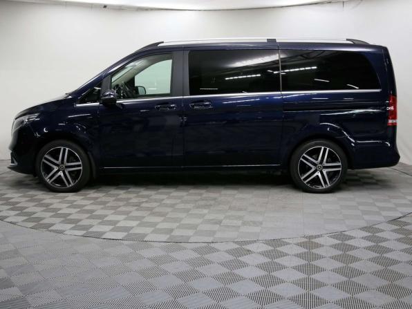 Mercedes-Benz V-Класс III (W447) Рестайлинг с пробегом 2020 года, цена 9 500 000 рублей, 76225 км, минивэн, Автокод Объявления