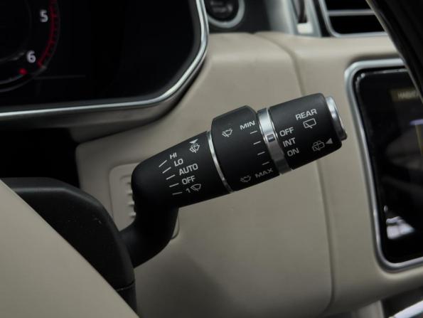Land Rover Range Rover IV Рестайлинг с пробегом 2019 года, цена 7 029 000 рублей, 136211 км, внедорожник, Автокод Объявления