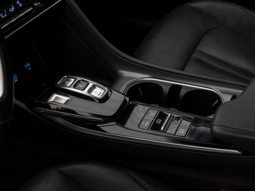 Hyundai Sonata VIII (DN8) Москва  - изображение 17