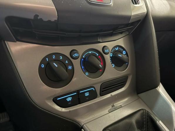 Ford Focus III с пробегом 2012 года, цена 685 000 рублей, 180000 км, хэтчбек, Автокод Объявления