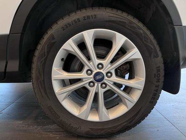 Ford Kuga II Рестайлинг с пробегом 2018 года, цена 1 795 000 рублей, 131214 км, внедорожник, Автокод Объявления