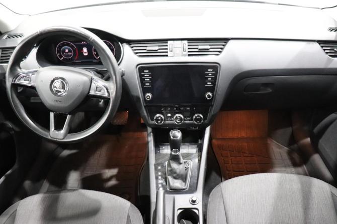 Skoda Octavia III (A7) Рестайлинг с пробегом 2018 года, цена 1 875 000 рублей, 125474 км, лифтбек, Автокод Объявления