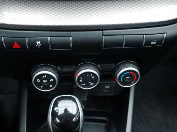 Lada (ВАЗ) Vesta I Рестайлинг (NG) с пробегом 2025 года, цена 1 290 000 рублей, 41170 км, седан, Автокод Объявления