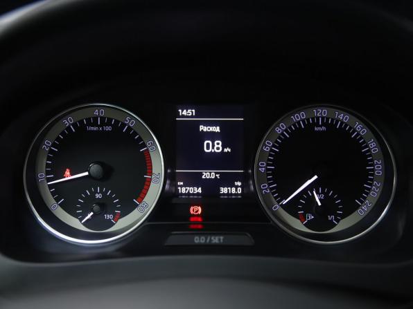 Skoda Rapid I с пробегом 2016 года, цена 1 090 000 рублей, 187034 км, лифтбек, Автокод Объявления