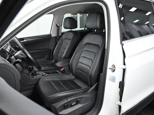 Volkswagen Tiguan II с пробегом 2018 года, цена 1 999 000 рублей, 105000 км, внедорожник, Автокод Объявления