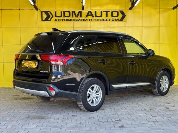 Mitsubishi Outlander III Рестайлинг 2 с пробегом 2017 года, цена 1 599 000 рублей, 157100 км, внедорожник, Автокод Объявления