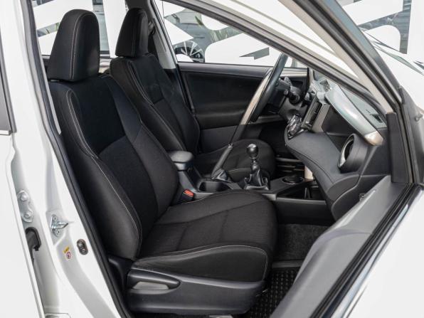 Toyota RAV4 IV (XA40) с пробегом 2014 года, цена 1 910 000 рублей, 125241 км, внедорожник, Автокод Объявления