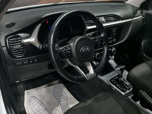 Kia Rio IV Рестайлинг с пробегом 2020 года, цена 1 649 000 рублей, 83500 км, хэтчбек, Автокод Объявления